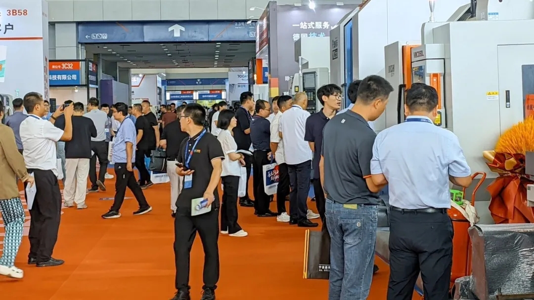 【展會(huì)資訊】秦川系列產(chǎn)品“亮眼”寧波機(jī)床展